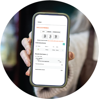Feuille de temps, du Libre-service des employés de l’application Payworks, ouverte sur un cellulaire.